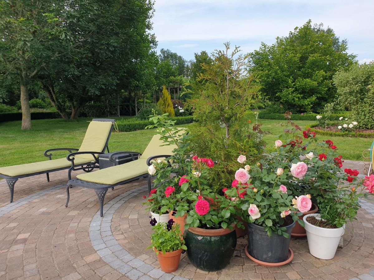 B&B Secret Garden Adults Only Voeren Esterno foto